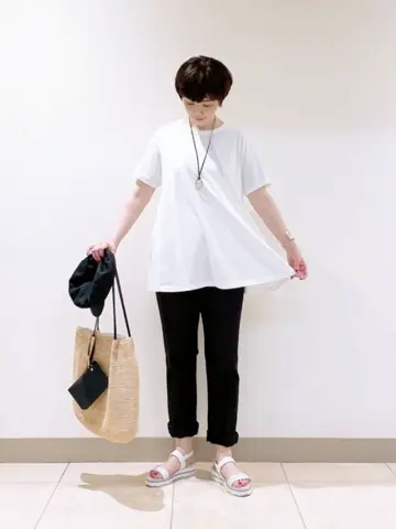 23区 L スタッフ コーディネート画像