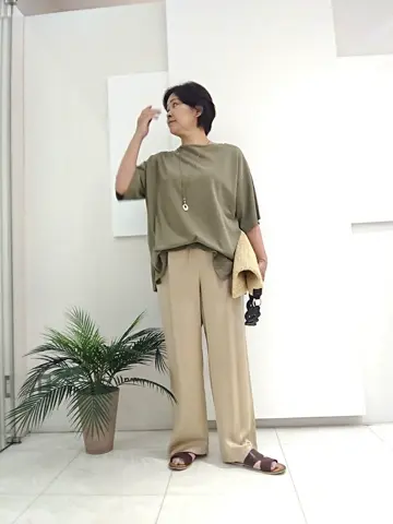 23区 L スタッフ コーディネート画像