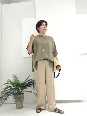 23区 L スタッフ コーディネート画像