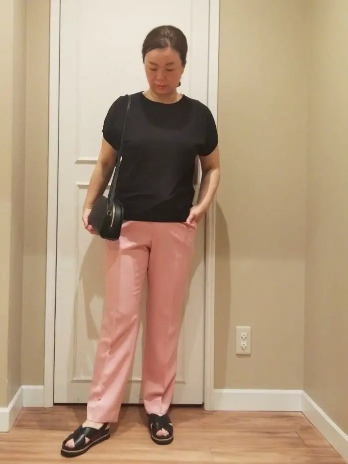  スタッフn コーディネート画像