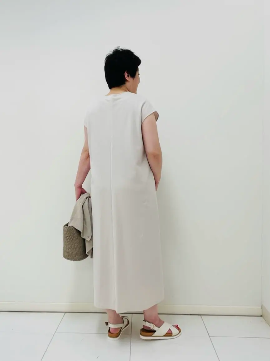 23区 L 佐藤 コーディネート画像