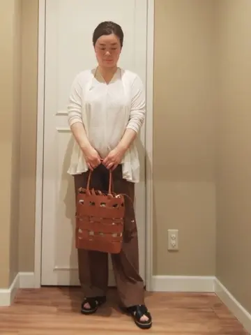 23区 L スタッフn コーディネート画像