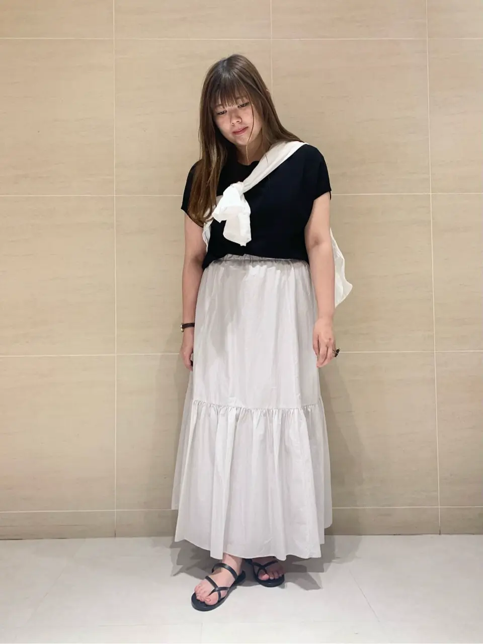  出口 コーディネート画像