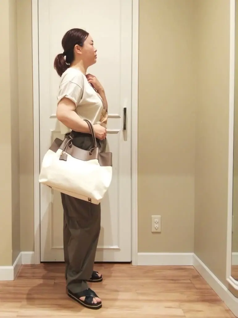 23区 L スタッフn コーディネート画像