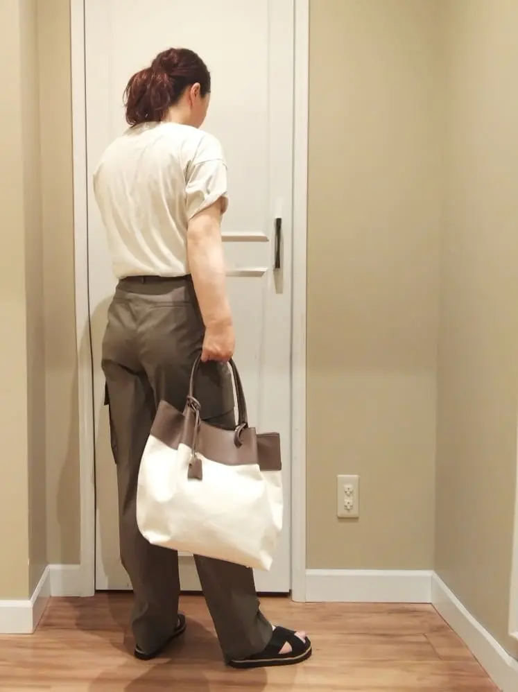 23区 L スタッフn コーディネート画像