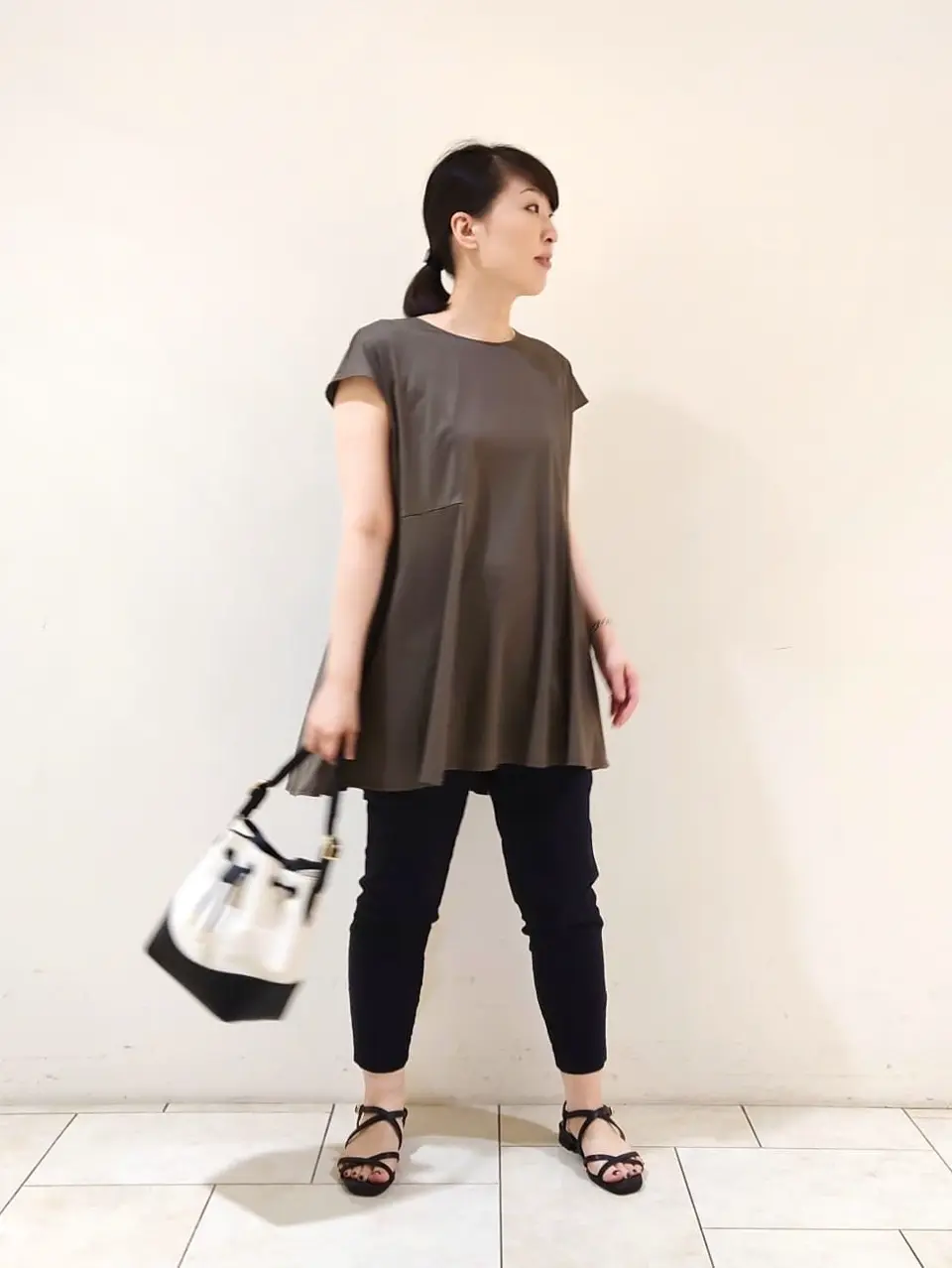  岡 コーディネート画像