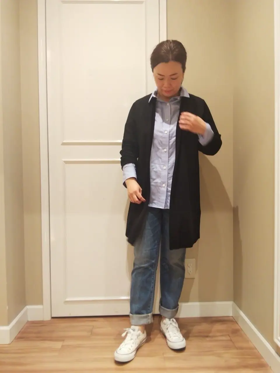  スタッフn コーディネート画像