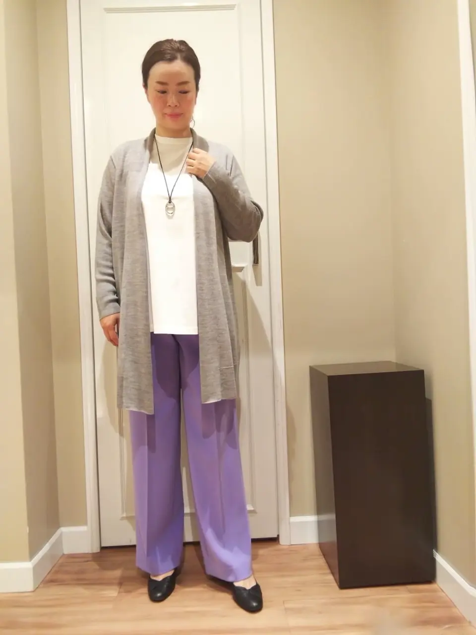  スタッフn コーディネート画像