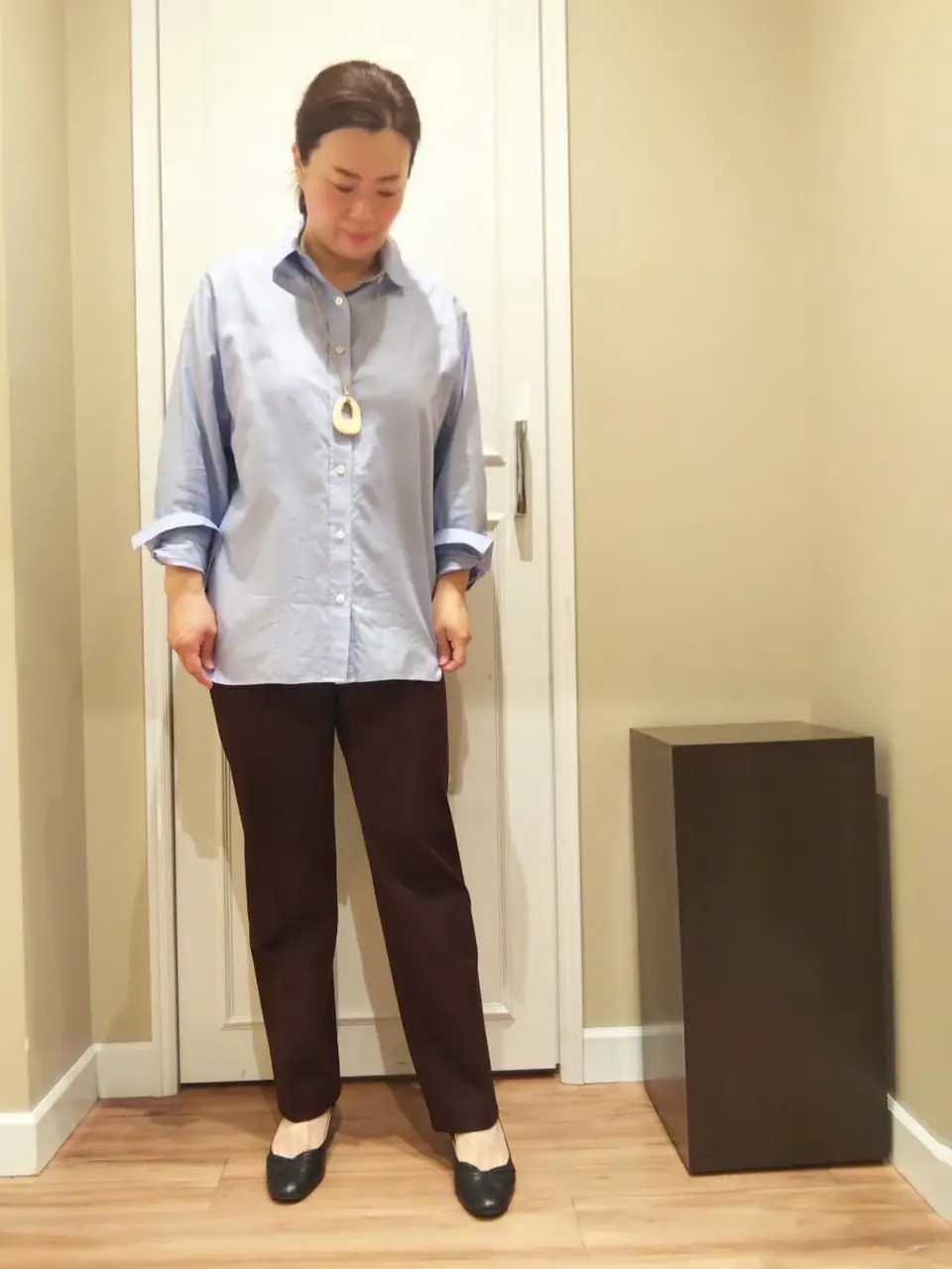  スタッフn コーディネート画像