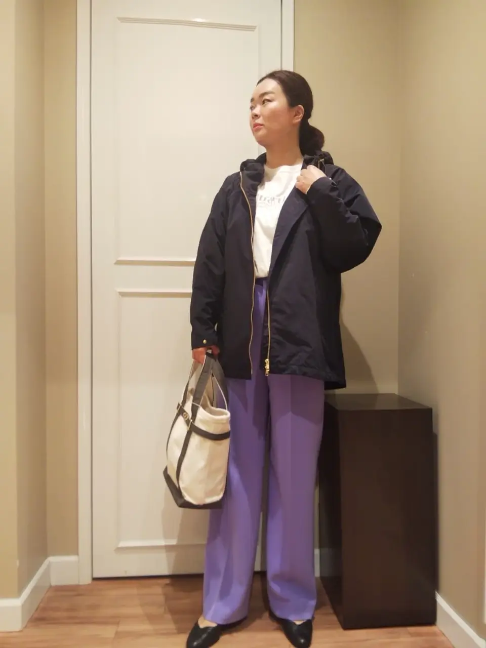  スタッフn コーディネート画像