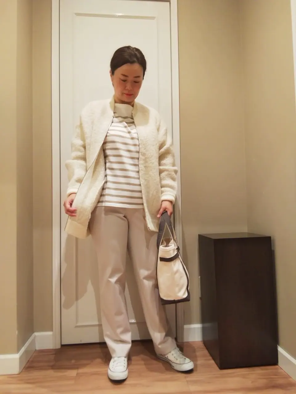  スタッフn コーディネート画像