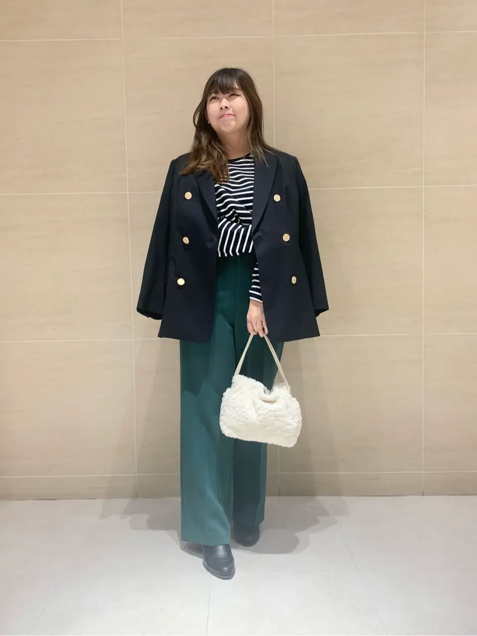  出口 コーディネート画像