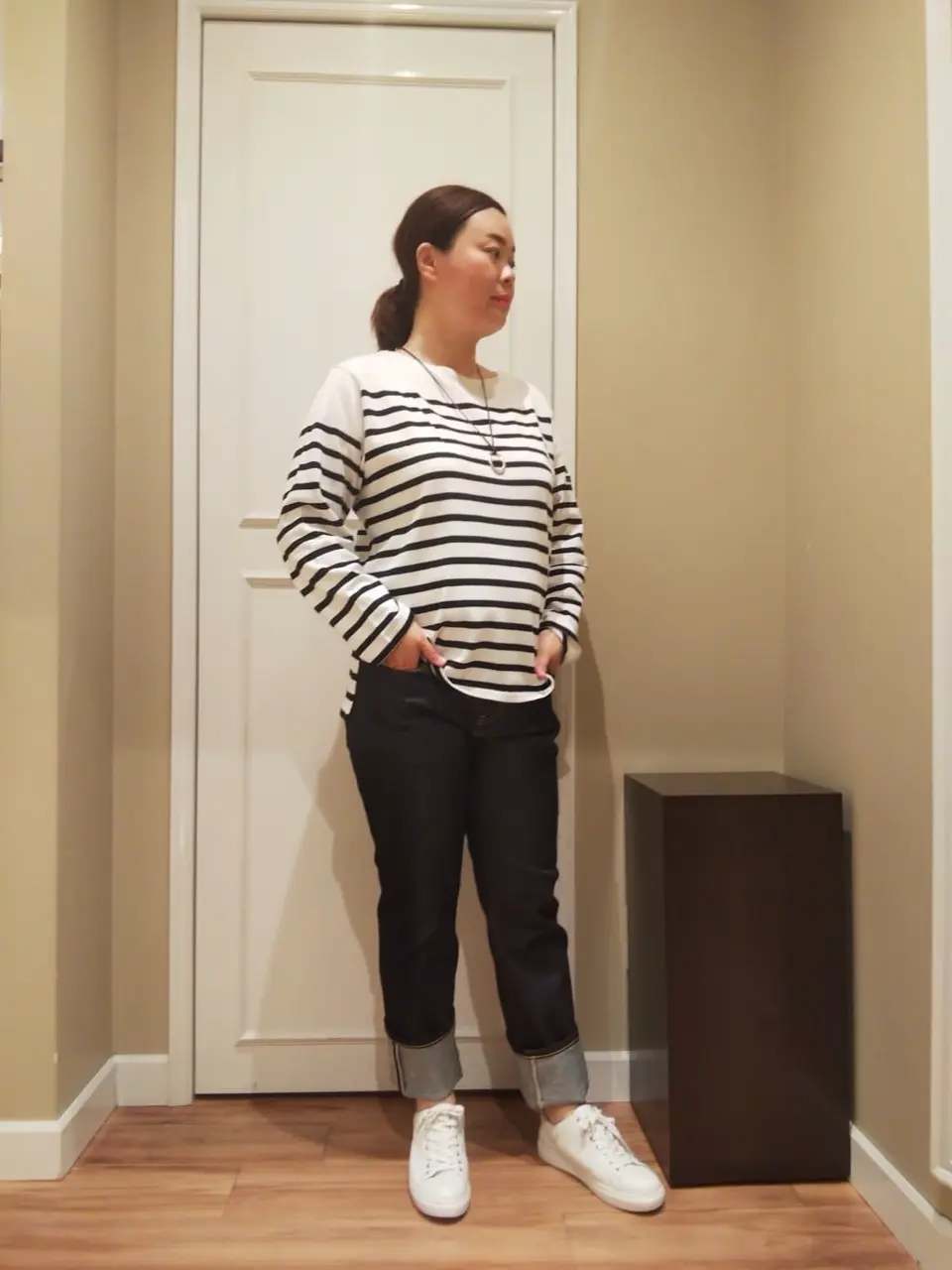  スタッフn コーディネート画像