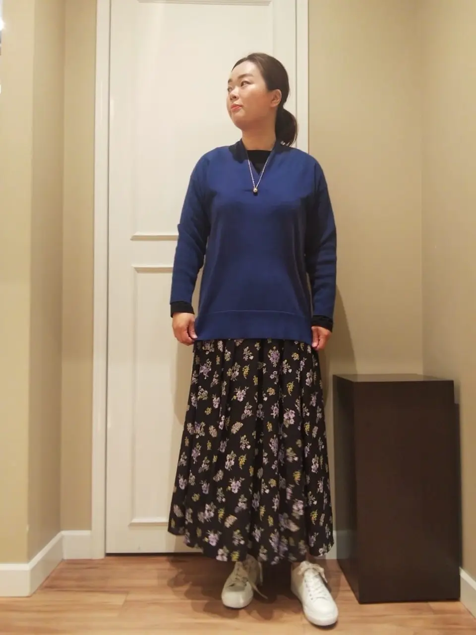  スタッフn コーディネート画像