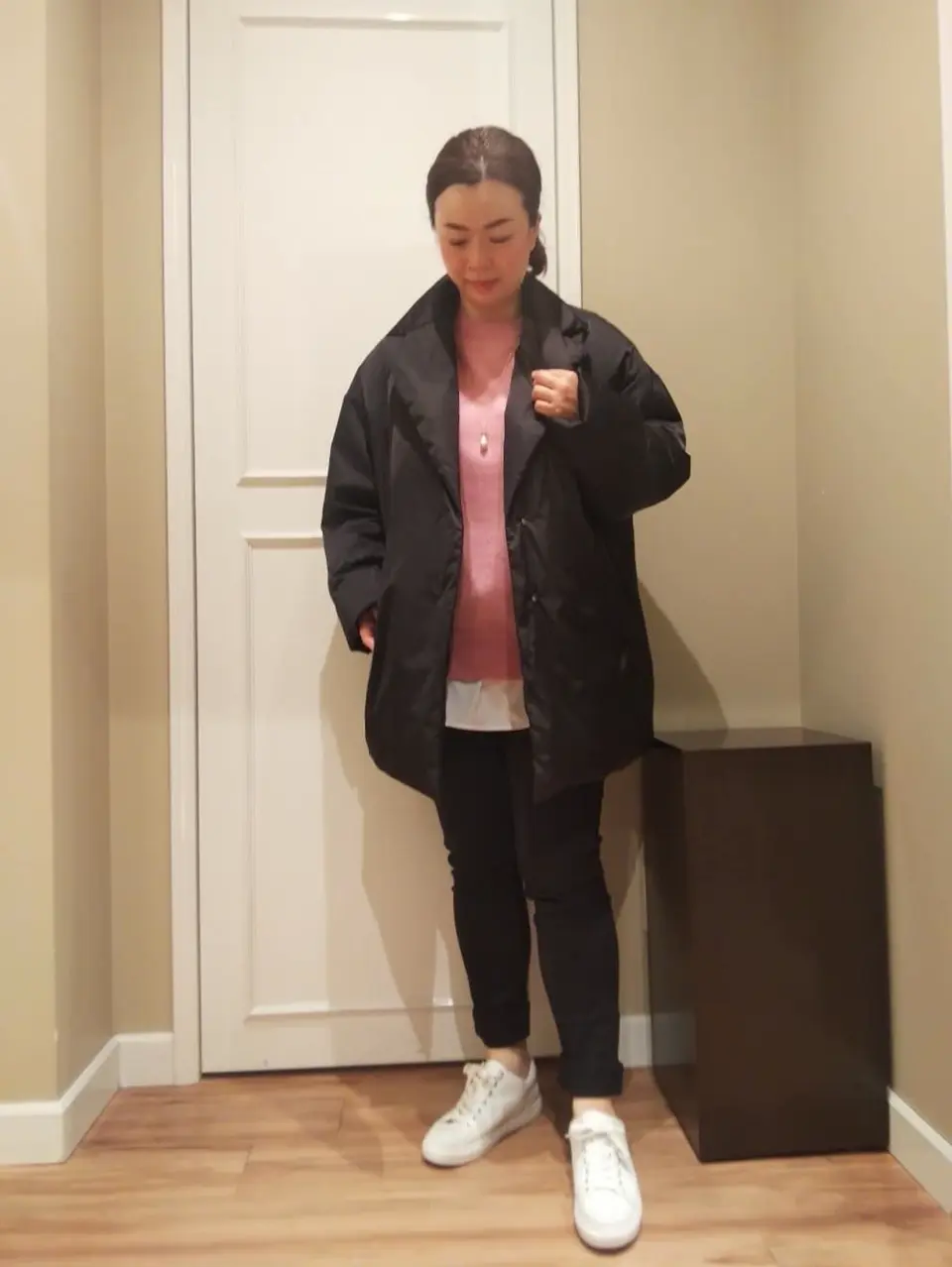  スタッフn コーディネート画像