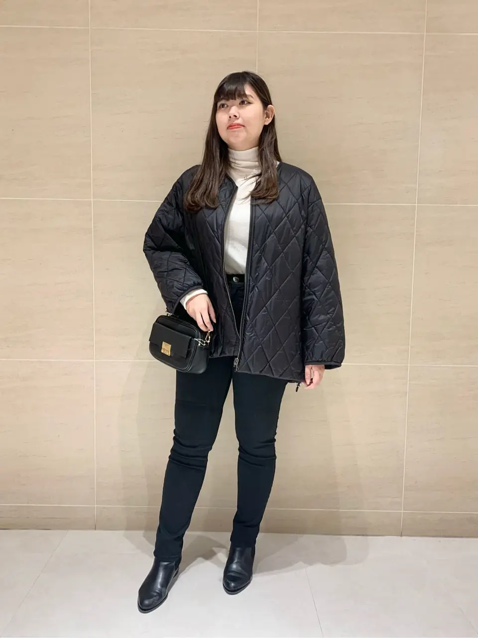  出口 コーディネート画像