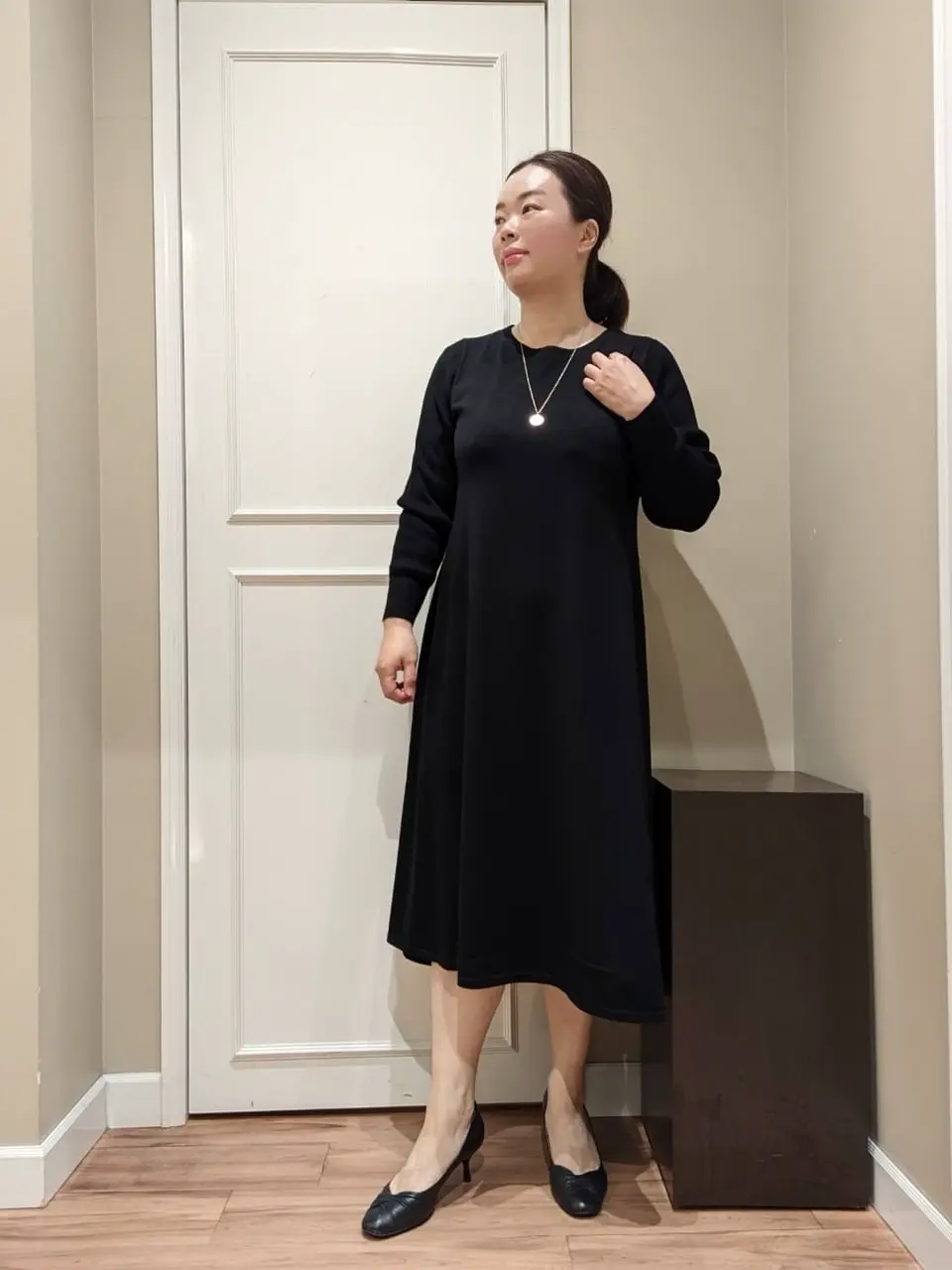  スタッフn コーディネート画像