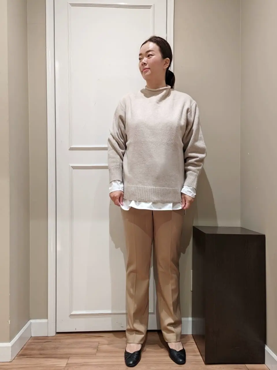  スタッフn コーディネート画像