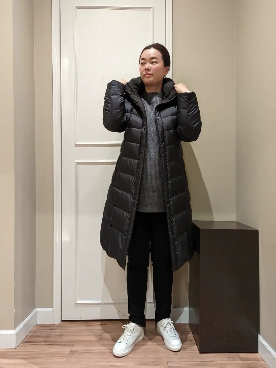  スタッフn コーディネート画像