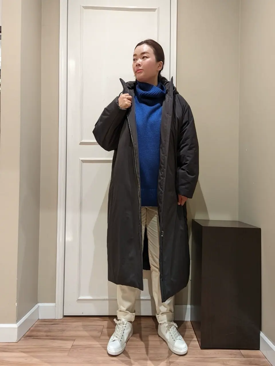  スタッフn コーディネート画像