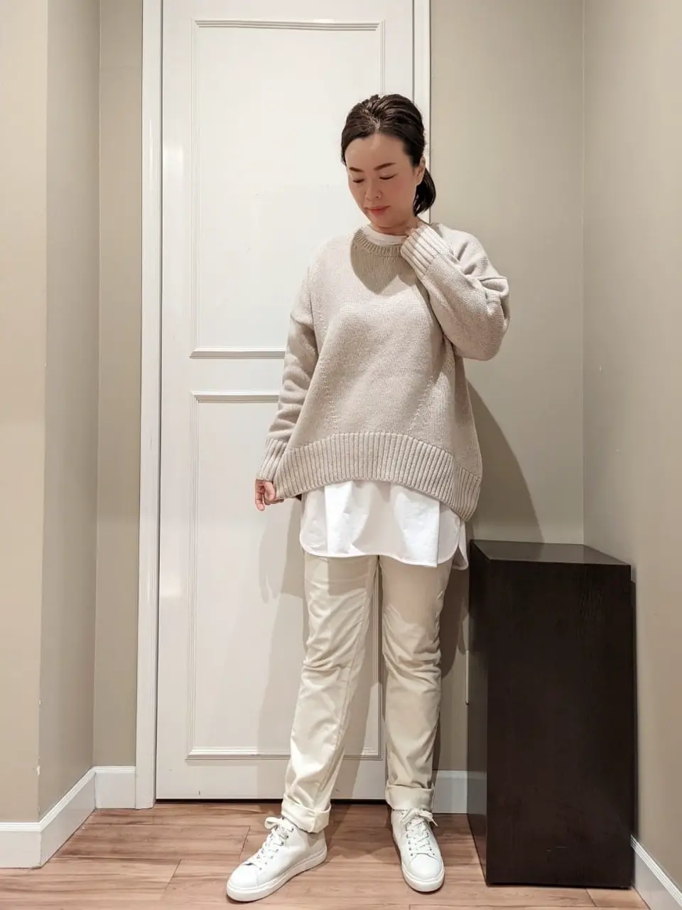  スタッフn コーディネート画像