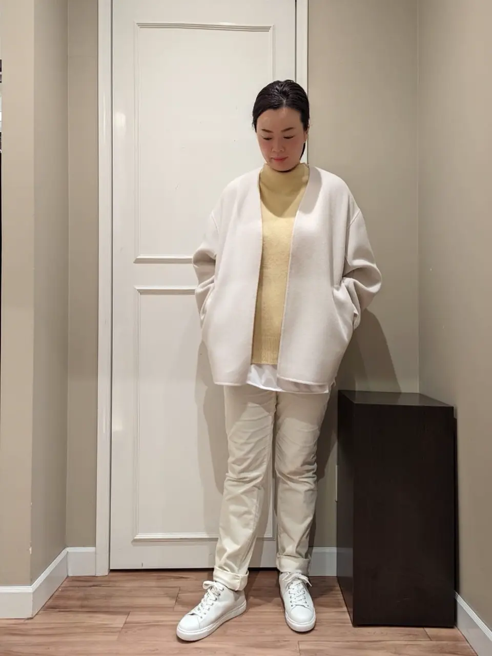  スタッフn コーディネート画像