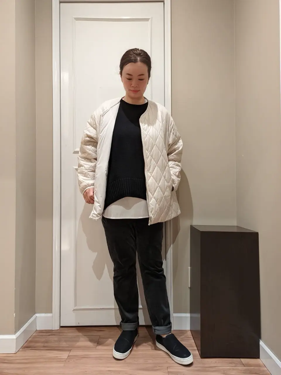  スタッフn コーディネート画像