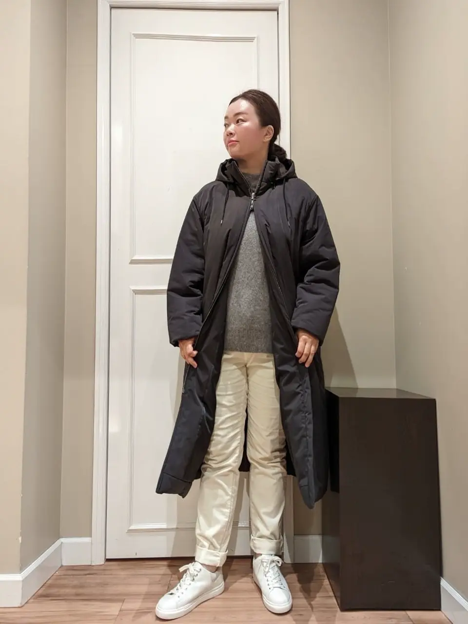  スタッフn コーディネート画像