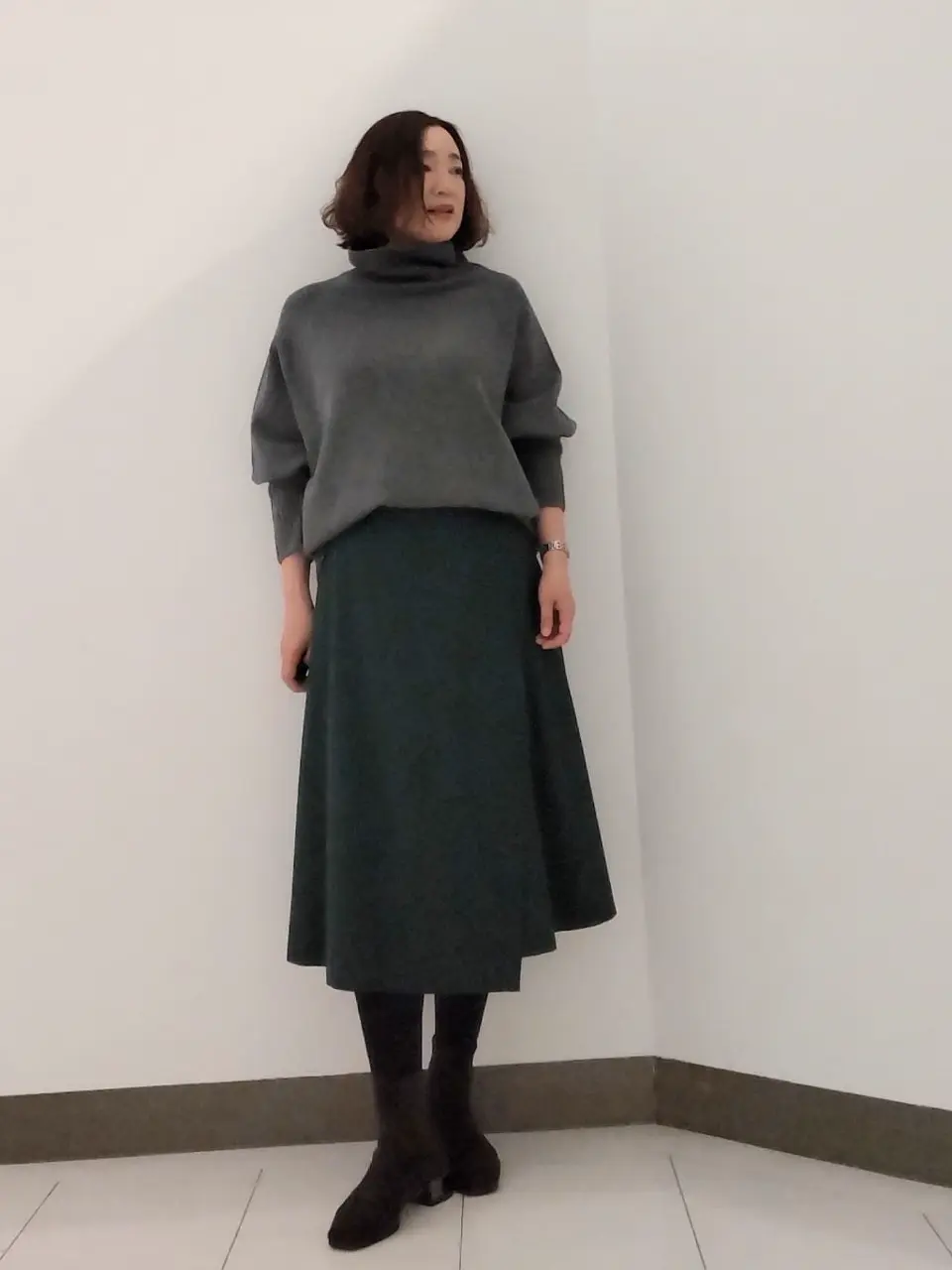  ナオミ コーディネート画像