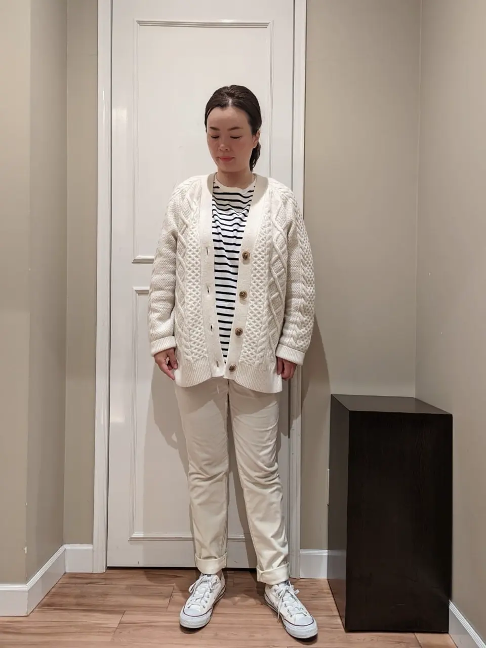  スタッフn コーディネート画像