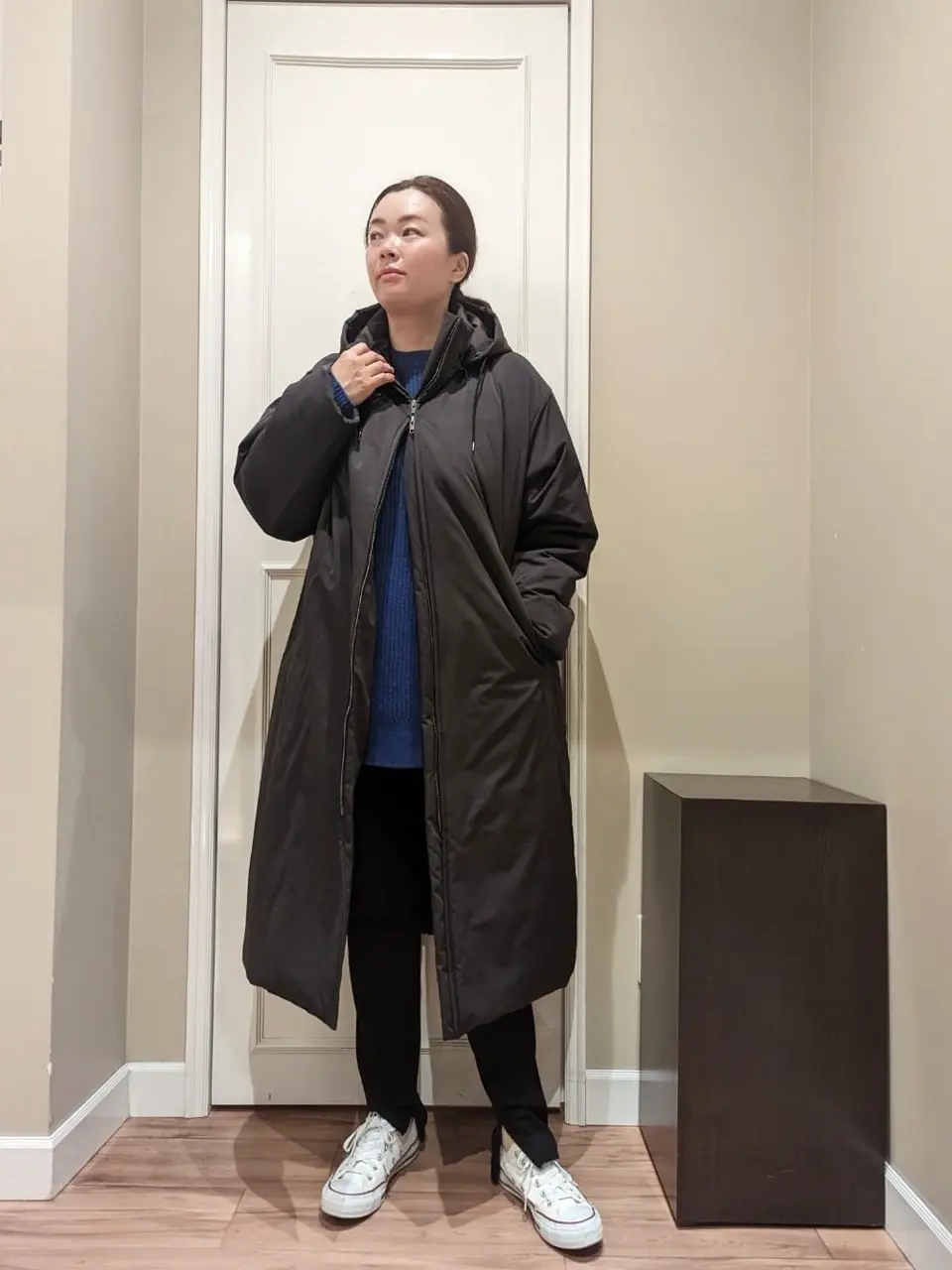  スタッフn コーディネート画像