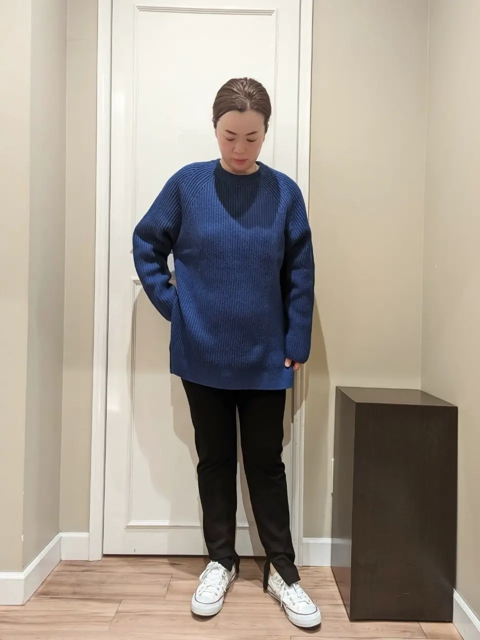  スタッフn コーディネート画像