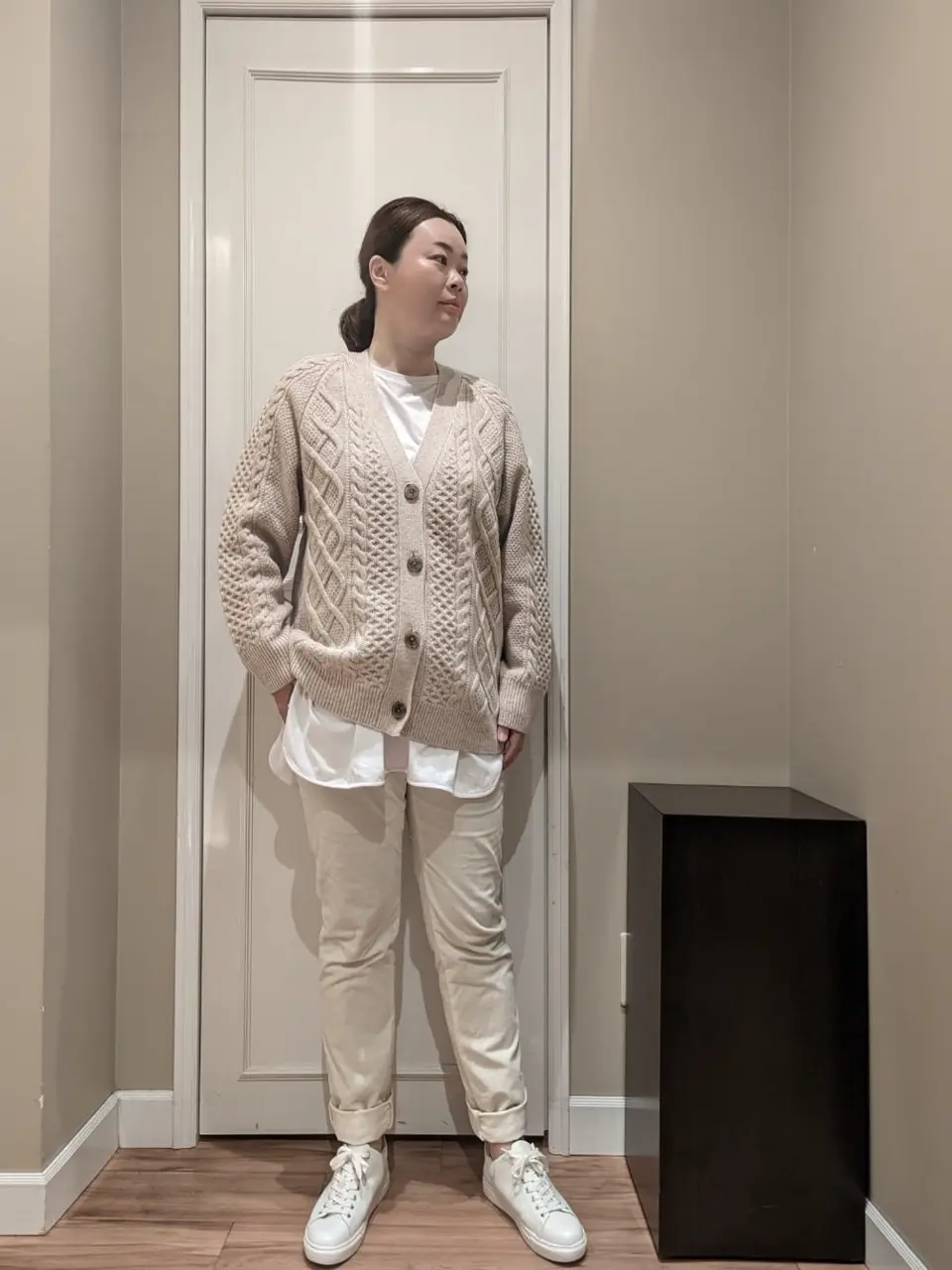  スタッフn コーディネート画像