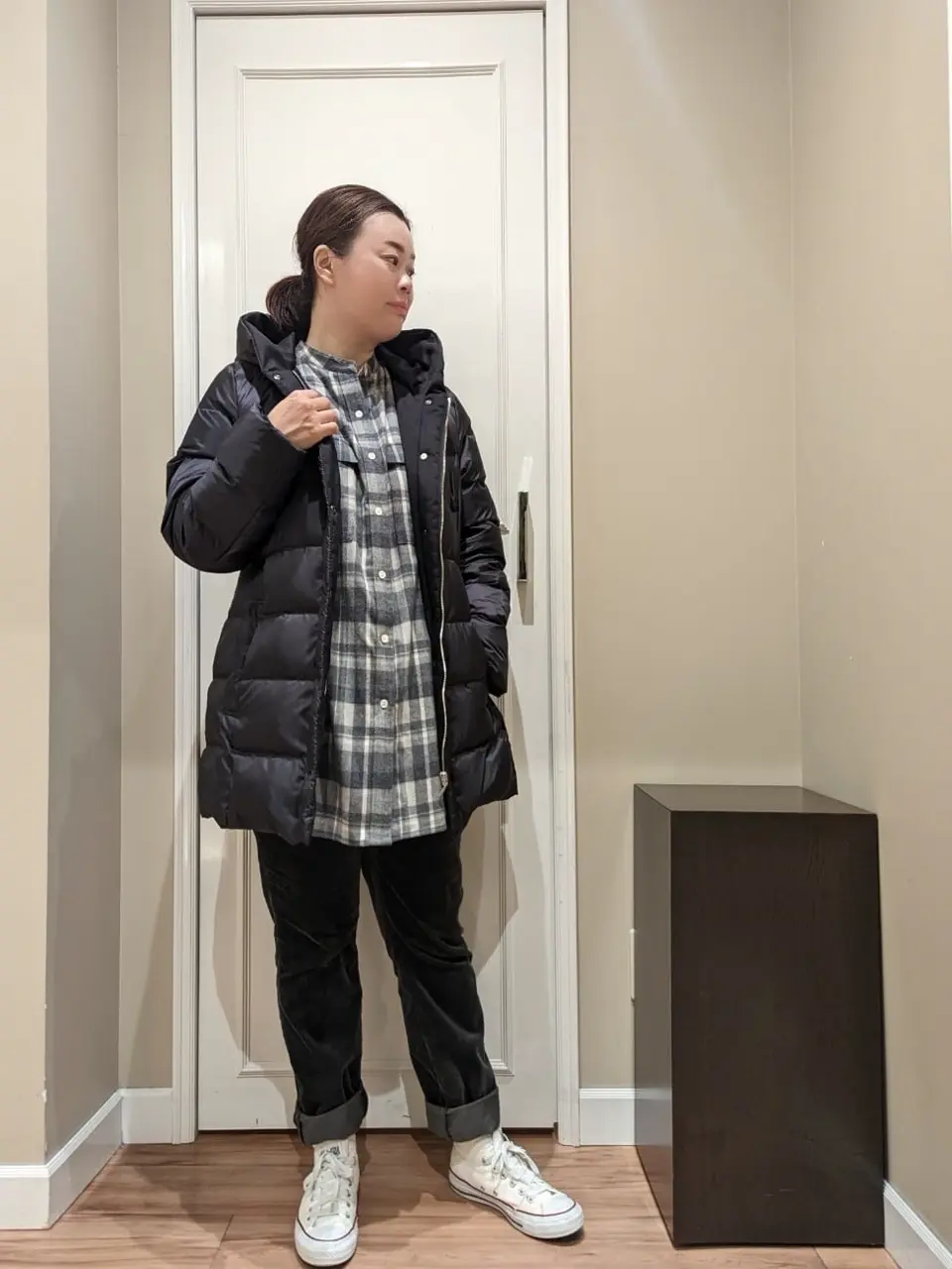  スタッフn コーディネート画像