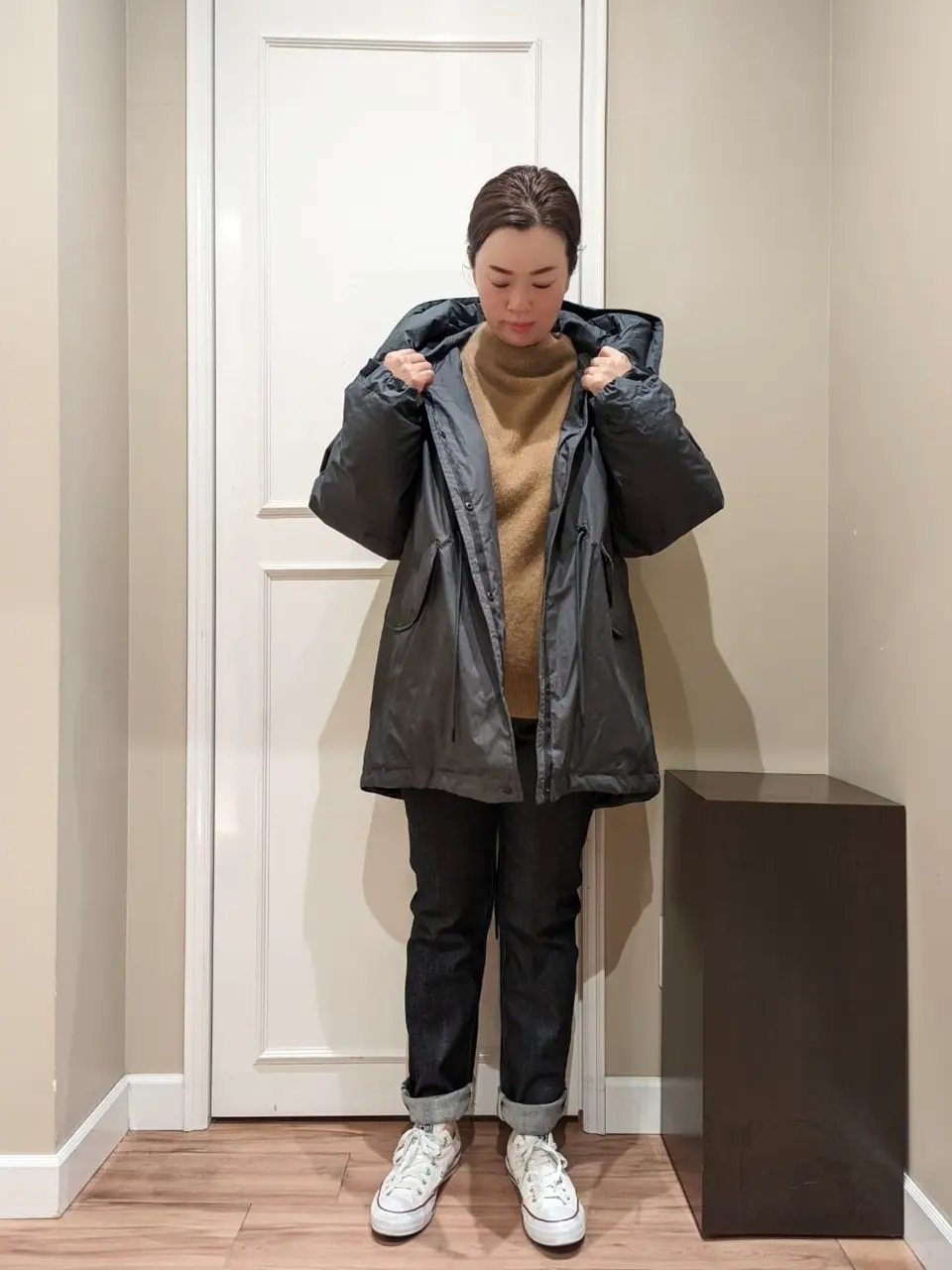  スタッフn コーディネート画像