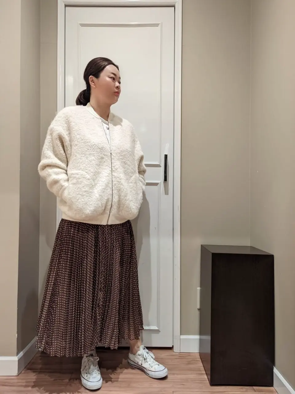  スタッフn コーディネート画像