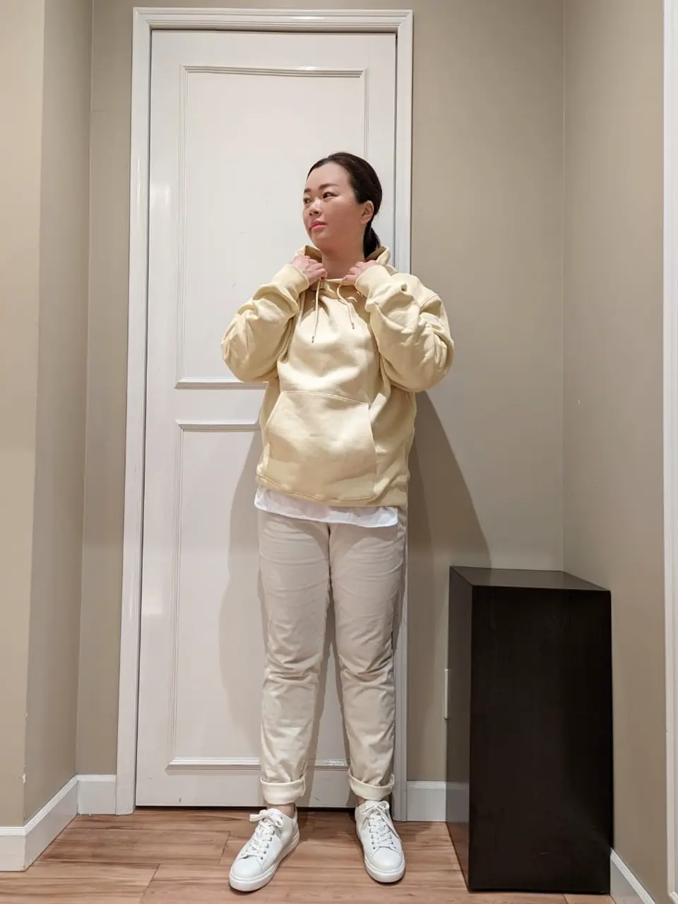  スタッフn コーディネート画像