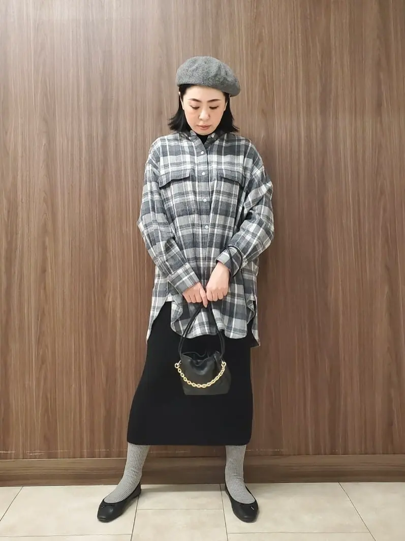  上部 コーディネート画像