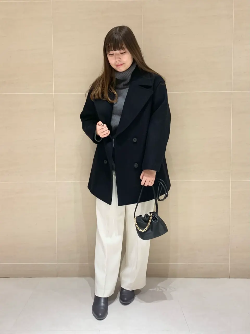  出口 コーディネート画像