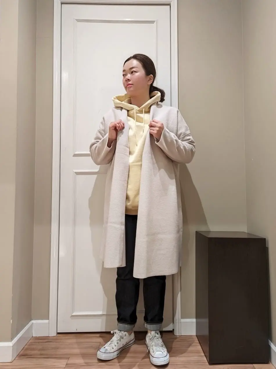  スタッフn コーディネート画像