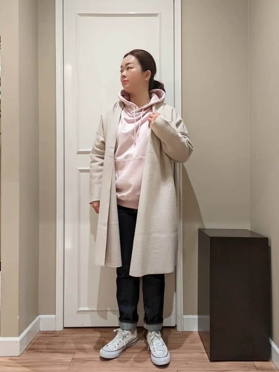  スタッフn コーディネート画像