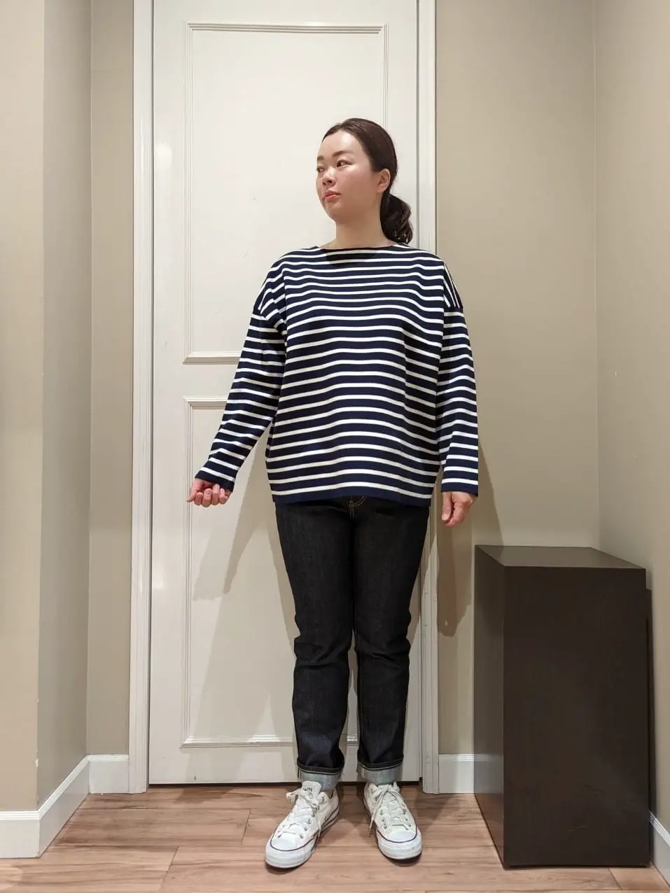  スタッフn コーディネート画像