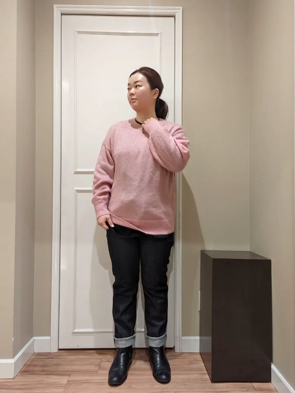  スタッフn コーディネート画像