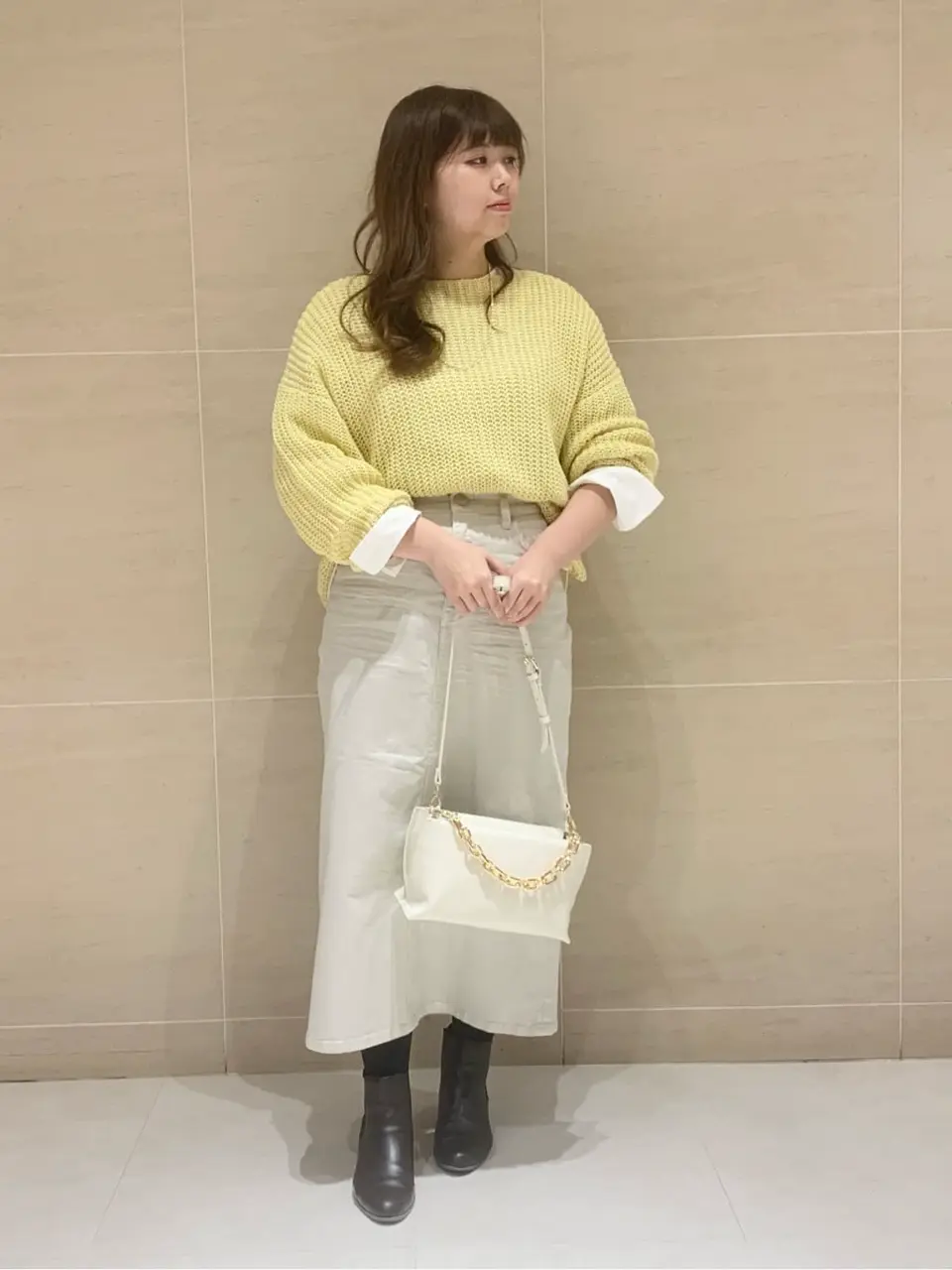  出口 コーディネート画像