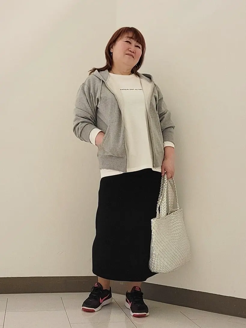  kazumi コーディネート画像