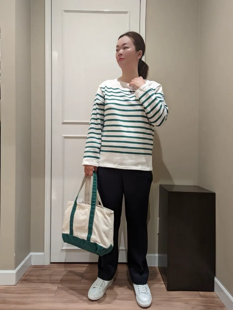 23区 L スタッフn コーディネート画像