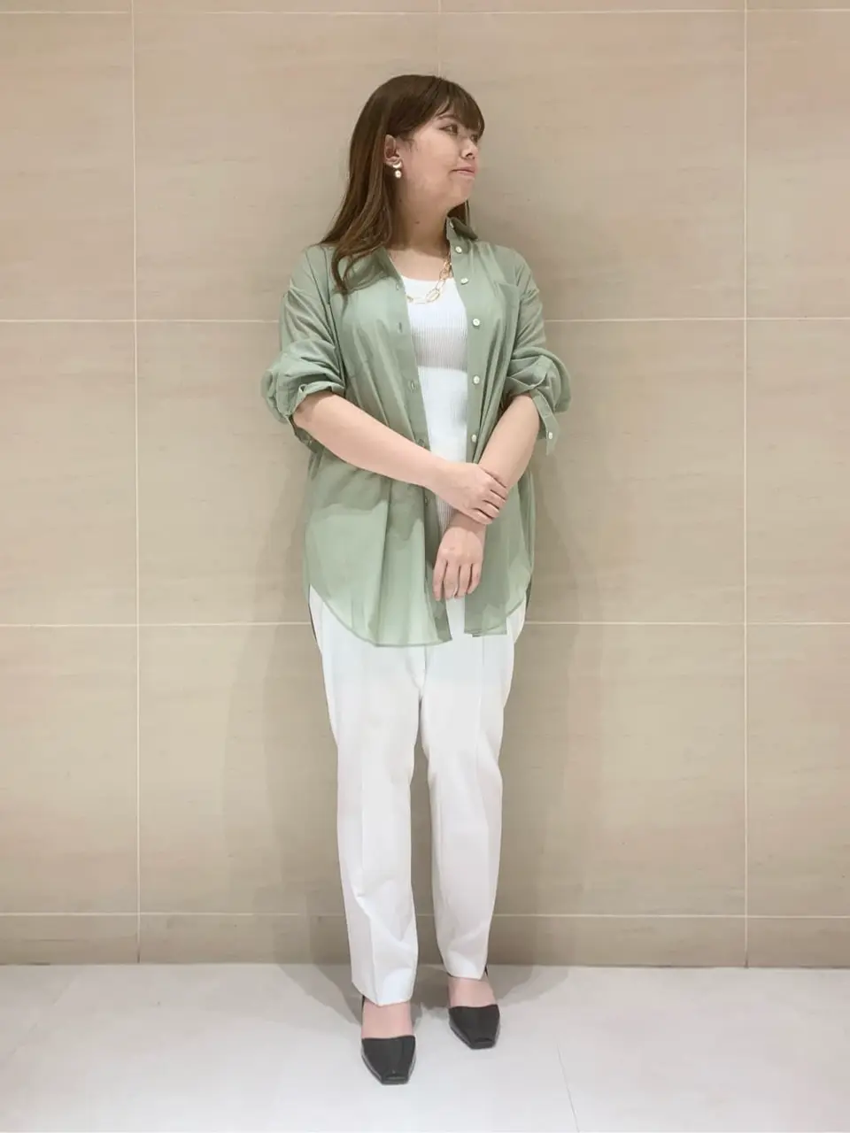  出口 コーディネート画像