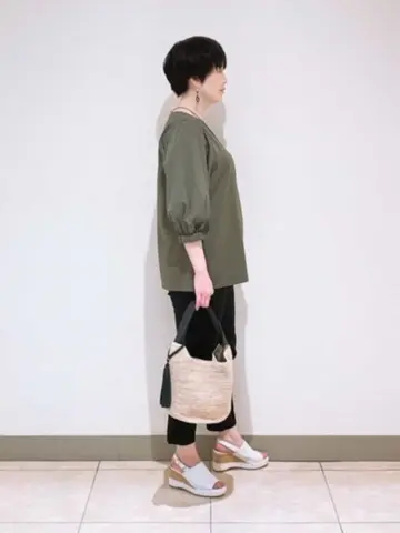 23区 L スタッフ コーディネート画像