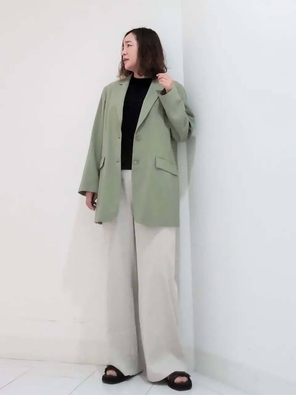  ナオミ コーディネート画像