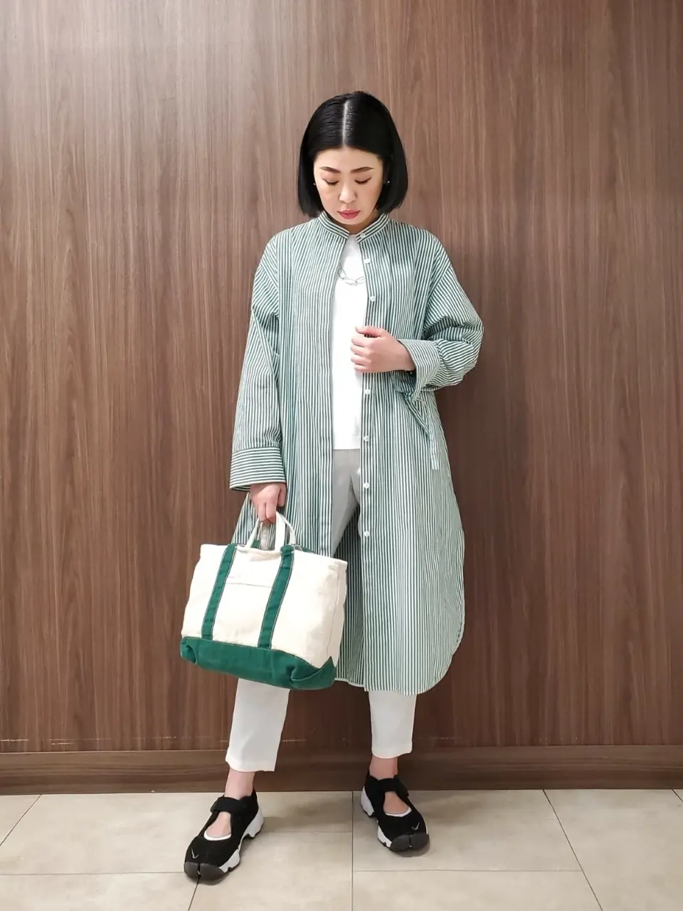  上部 コーディネート画像